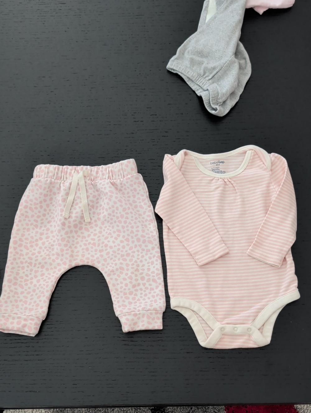 10 Piece Baby Girl Lot 6 -12 Months Baby Gap Carter's Bunny Jacket Pants Onesies - Picture 7 of 13